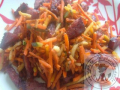 salade de légumes et saucisson