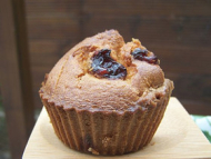 Recette mini cakes cerises séchées et éclats de chocolat blanc.
