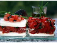 Recette tartare de tomates sur lit de mozzarella ou en mille-feuilles 