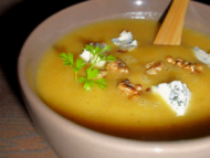 Recette soupe de courge aux noix grillées et au bleu