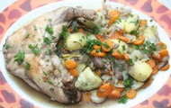 Recette Lapin aux artichauts et autres légumes et herbes du jardin