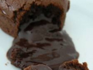 Recette coeur fondant au chocolat et amandes, sauce à l’orange
