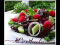 salade aux framboises et à l’oignon rouge