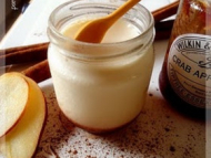 Recette yaourts à la cannelle sur gelée de pommes